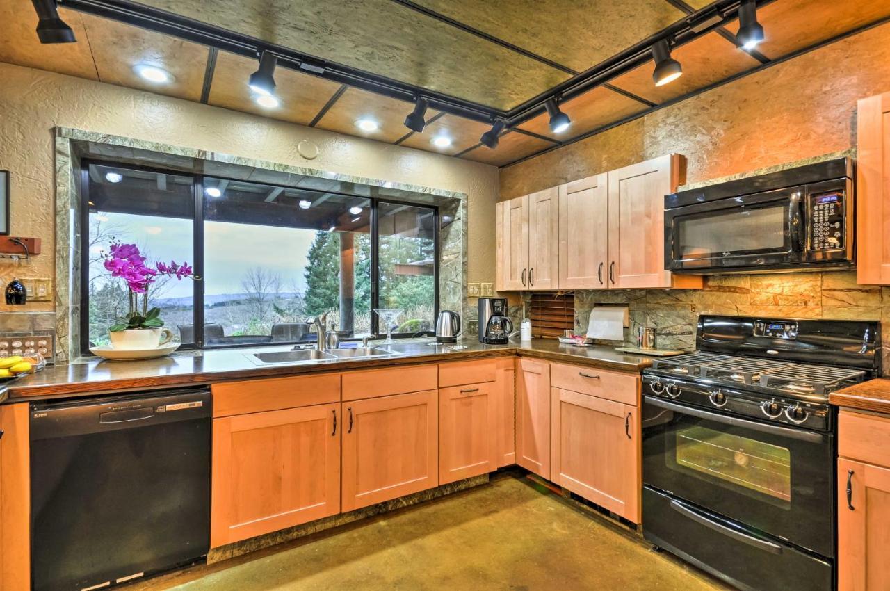 Willamette Valley Apt - Surrounded By Wineries! Newberg Buitenkant foto